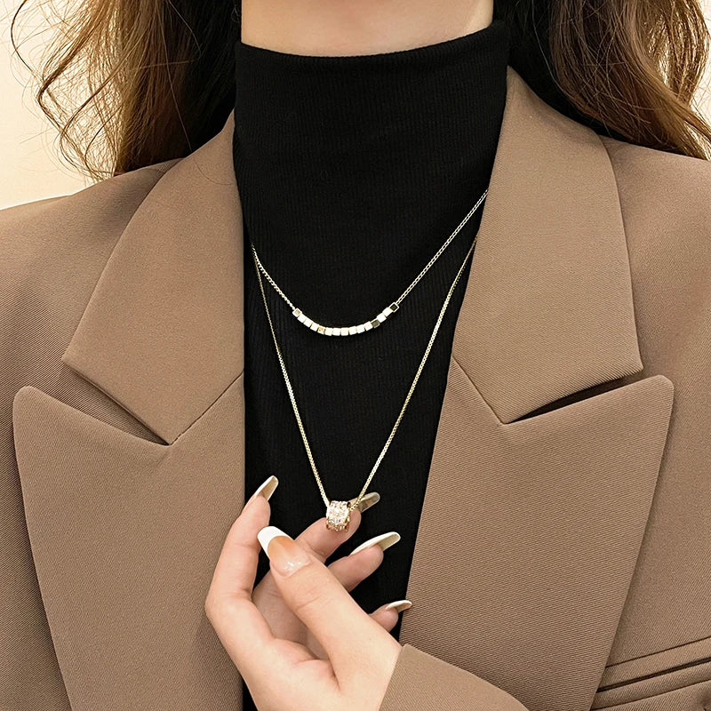 The London Look Necklace - Pendant Necklace for Ladies The London Look Necklace - Pendant Necklace for Ladies
